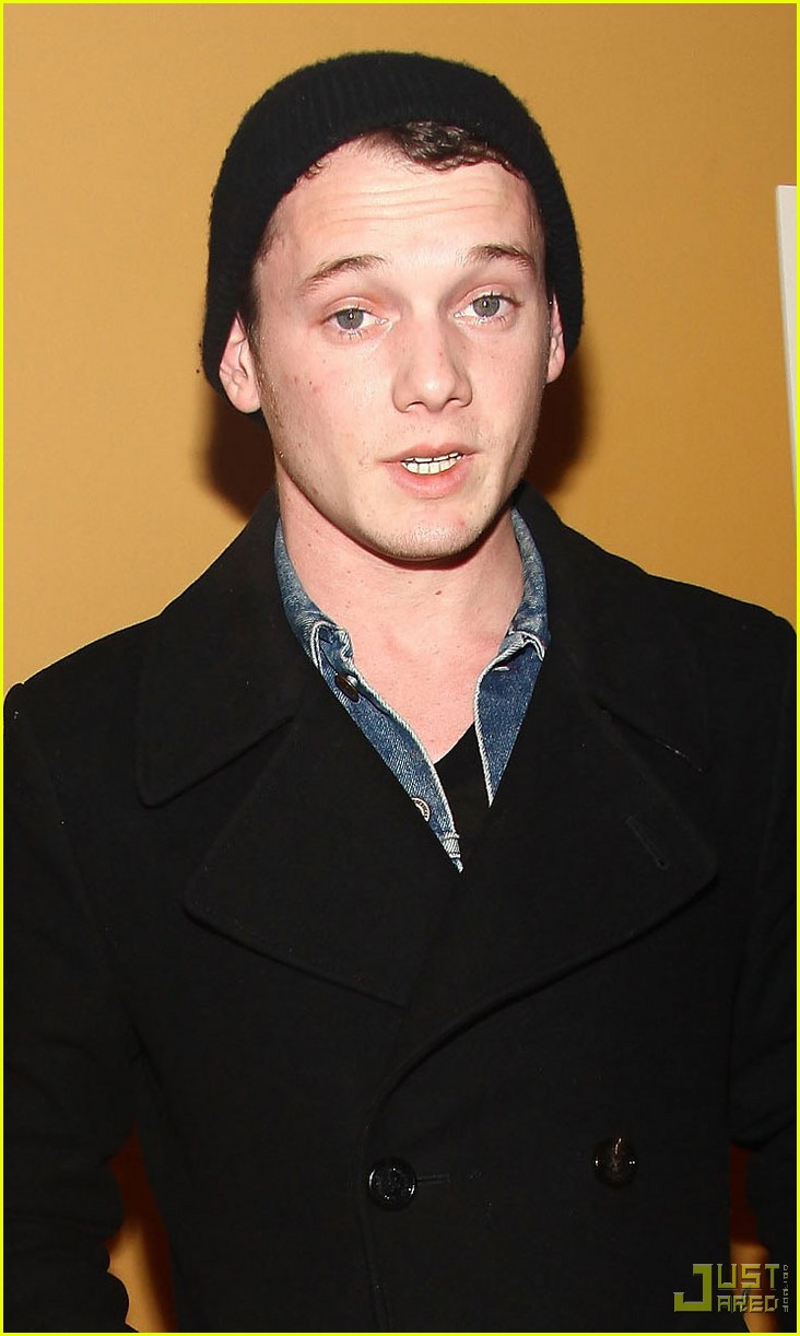 Anton Yelchin - Picture Colection