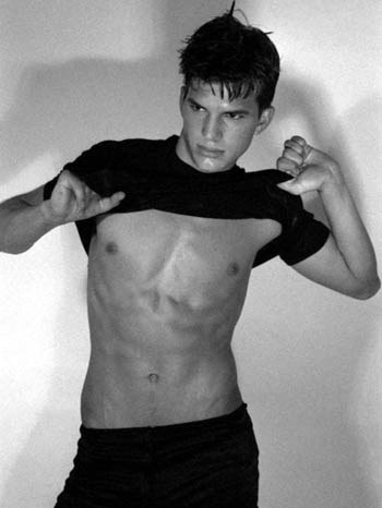 ashton kutcher model pics. ashton kutcher model pics. so