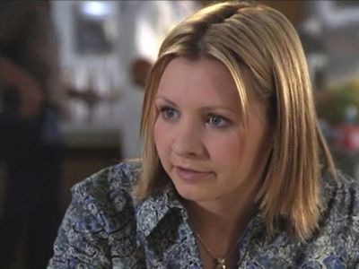 Beverley Mitchell in 7th Heaven