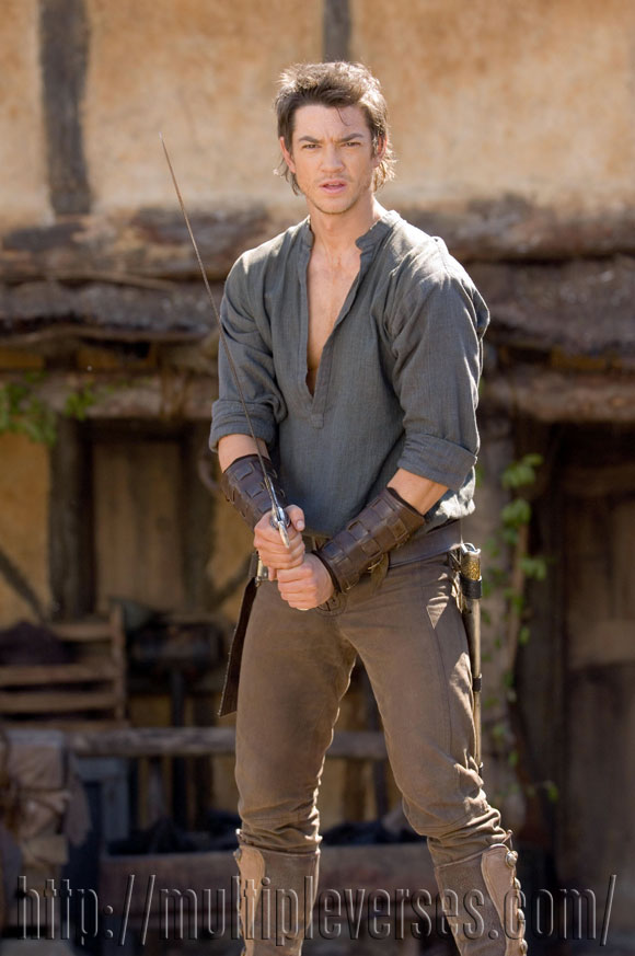 Craig Horner in Legend of the Seeker