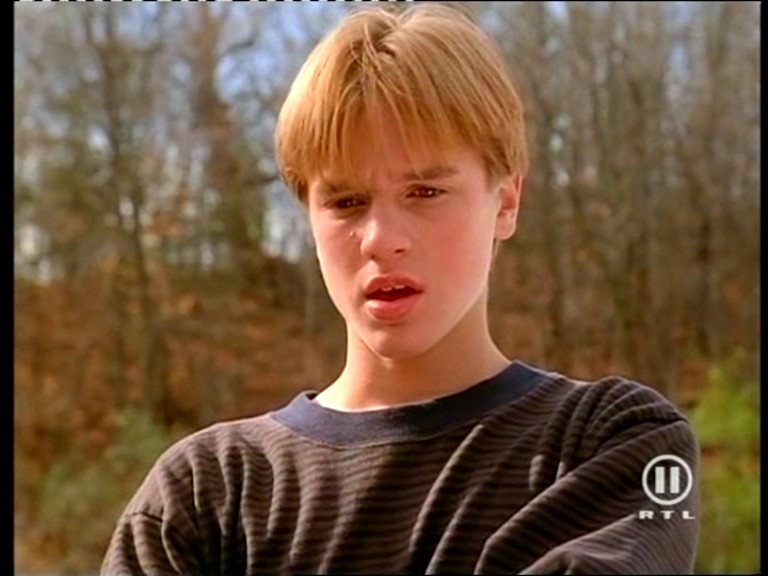 Devon+sawa+2011