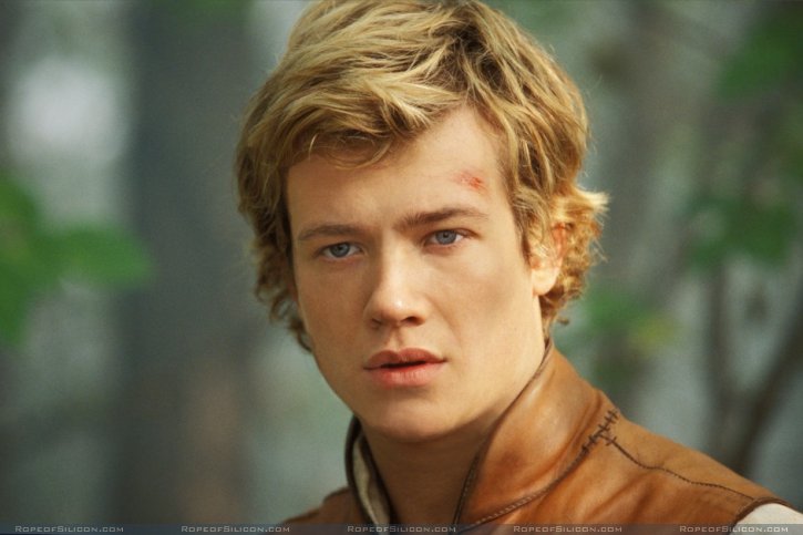 Ed Speleers Eragon