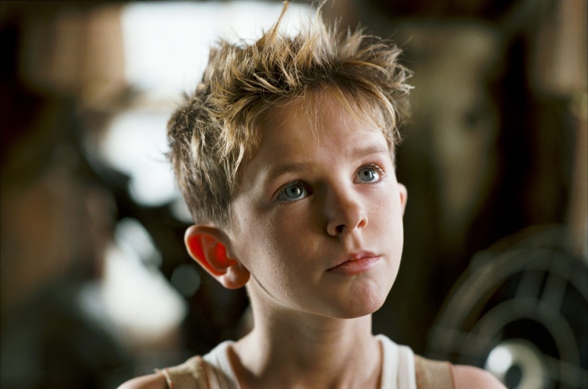 http://www.teenidols4you.com/blink/Actors/freddie_highmore/freddie_highmore_1301007187.jpg