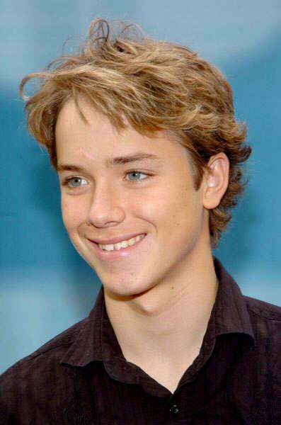 General photo of Jeremy Sumpter