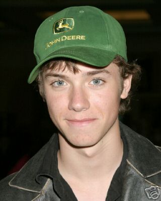 Jeremy Sumpter Teen Idols 82