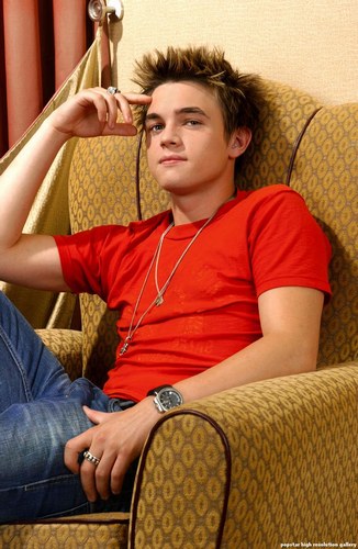 jesse_mccartney_1193018211.jpg