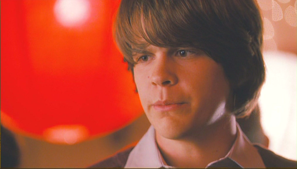 Picture of Johnny Simmons in Hotel for Dogs - johnny_simmons_1266425398