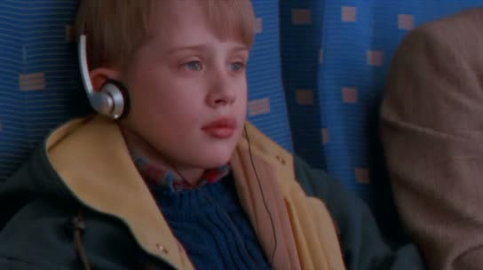 Picture Of Macaulay Culkin In Home Alone 2 Lost In New York Macaulay