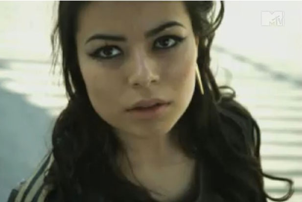 Miranda Cosgrove in Our Deal