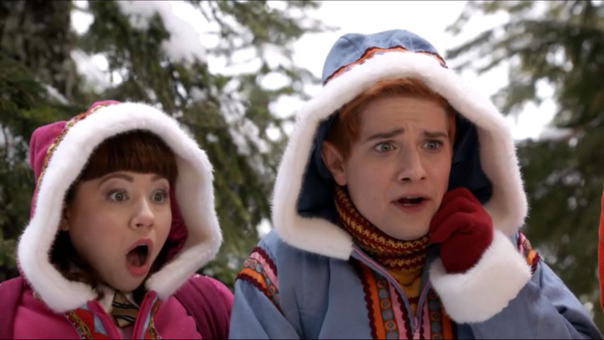Picture Of Travis Turner In A Fairly Odd Christmas Drake Bell 1387150971 Jpg Teen Idols 4 You