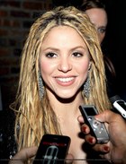 Shakira : Shakira_1273546878.jpg