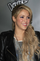 Shakira : shakira-1395598714.jpg