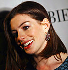 Anne Hathaway : anne-hathaway-1376329716.jpg
