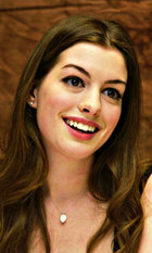 Anne Hathaway : anne-hathaway-1378836226.jpg