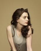 Anne Hathaway : anne_hathaway_1266423532.jpg