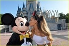 Ariana Grande : ariana-grande-1403713160.jpg