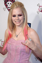 Avril Lavigne : avril-lavigne-1311955240.jpg