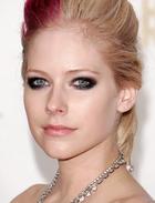 Avril Lavigne : avril-lavigne-1312675010.jpg