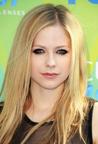 Avril Lavigne : avril-lavigne-1312825793.jpg