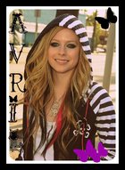 Avril Lavigne : avril-lavigne-1313522636.jpg