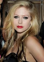 Avril Lavigne : avril-lavigne-1314564789.jpg