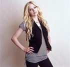 Avril Lavigne : avril-lavigne-1314813057.jpg