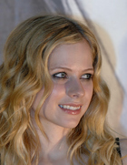 Avril Lavigne : avril-lavigne-1314985849.jpg