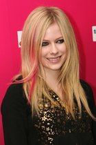 Avril Lavigne : avril-lavigne-1314985872.jpg
