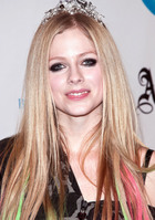 Avril Lavigne : avril-lavigne-1317482173.jpg