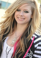 Avril Lavigne : avril-lavigne-1318121805.jpg