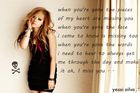 Avril Lavigne : avril-lavigne-1318806499.jpg