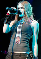 Avril Lavigne : avril-lavigne-1319218682.jpg