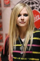 Avril Lavigne : avril-lavigne-1320021483.jpg