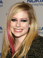 Avril Lavigne : avril-lavigne-1320430841.jpg