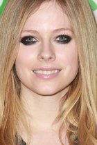 Avril Lavigne : avril-lavigne-1322069349.jpg