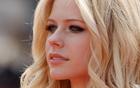 Avril Lavigne : avril-lavigne-1322435811.jpg