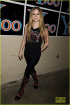 Avril Lavigne : avril-lavigne-1323630182.jpg
