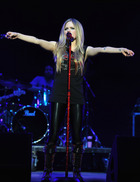 Avril Lavigne : avril-lavigne-1323661550.jpg
