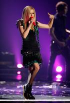 Avril Lavigne : avril-lavigne-1324441073.jpg