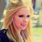 Avril Lavigne : avril-lavigne-1325180522.jpg