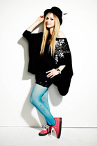 Avril Lavigne : avril-lavigne-1325202754.jpg