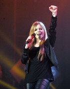 Avril Lavigne : avril-lavigne-1325613331.jpg