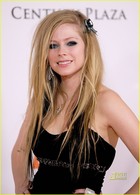 Avril Lavigne : avril-lavigne-1326305392.jpg