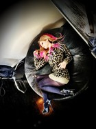 Avril Lavigne : avril-lavigne-1327689043.jpg