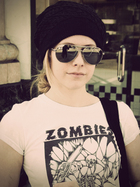 Avril Lavigne : avril-lavigne-1328659402.jpg