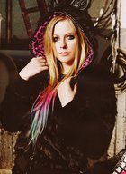 Avril Lavigne : avril-lavigne-1331678743.jpg