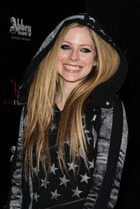 Avril Lavigne : avril-lavigne-1331747235.jpg