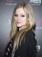 Avril Lavigne : avril-lavigne-1335287782.jpg