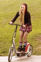 Avril Lavigne : avril-lavigne-1337433218.jpg