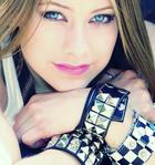 Avril Lavigne : avril-lavigne-1362195438.jpg